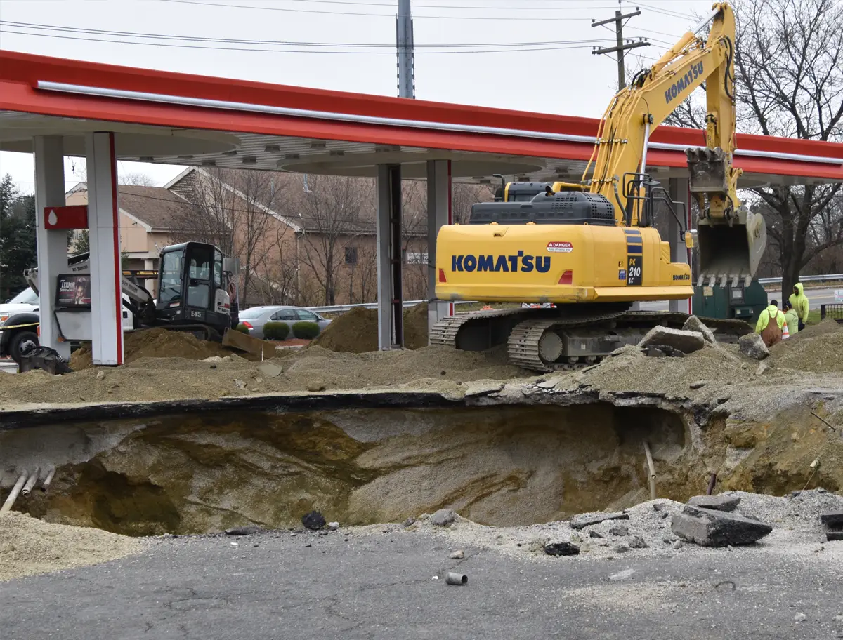 tankstellenrueckbau-1 Geflieste Küchenarbeitsplatte
